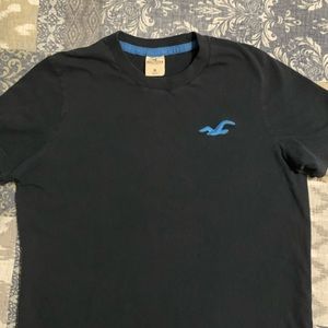 Men’s Hollister T-shirt
